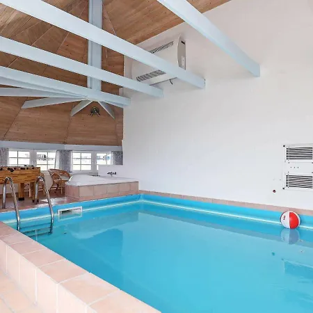 Traditional Holiday In Jutland With Pool Hébergement de vacances