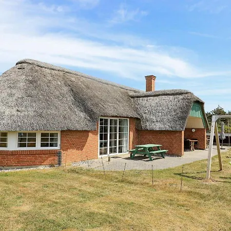 Traditional Holiday In Jutland With Pool Hébergement de vacances