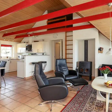 Traditional Holiday In Jutland With Pool Hébergement de vacances *